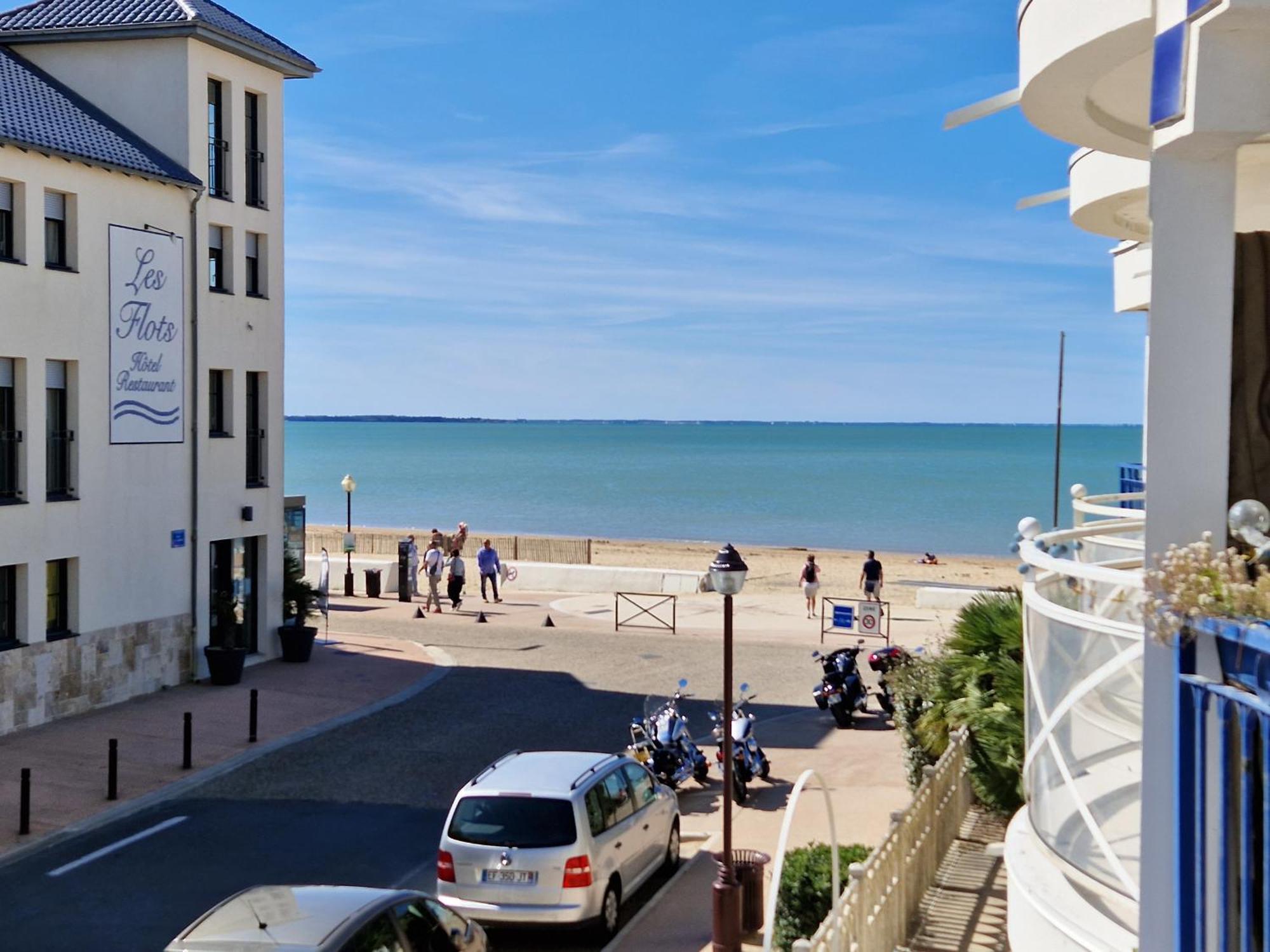 Appartement Pres De La Plage - 4 Pers, Piscine Ouverte, Parking, Animaux Acceptes - Fr-1-706-12 Châtelaillon-Plage Extérieur photo